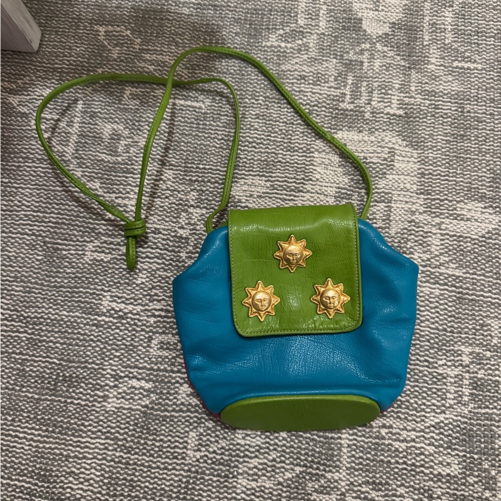 Vintage 90’s 🌞 sun crossbody